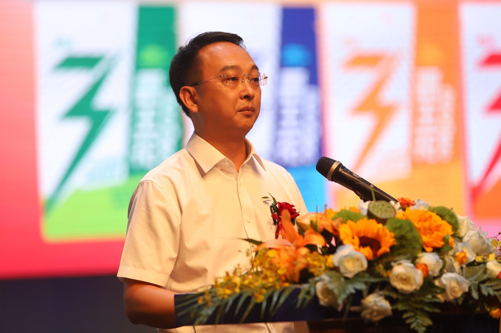 集团总裁朱荣业致辞.jpg
